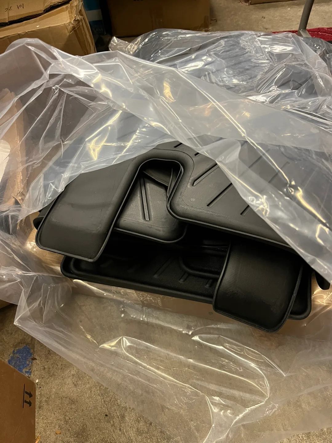 Kia EV9 2024 Floor Mat & Trunk Mat image indicator(2)