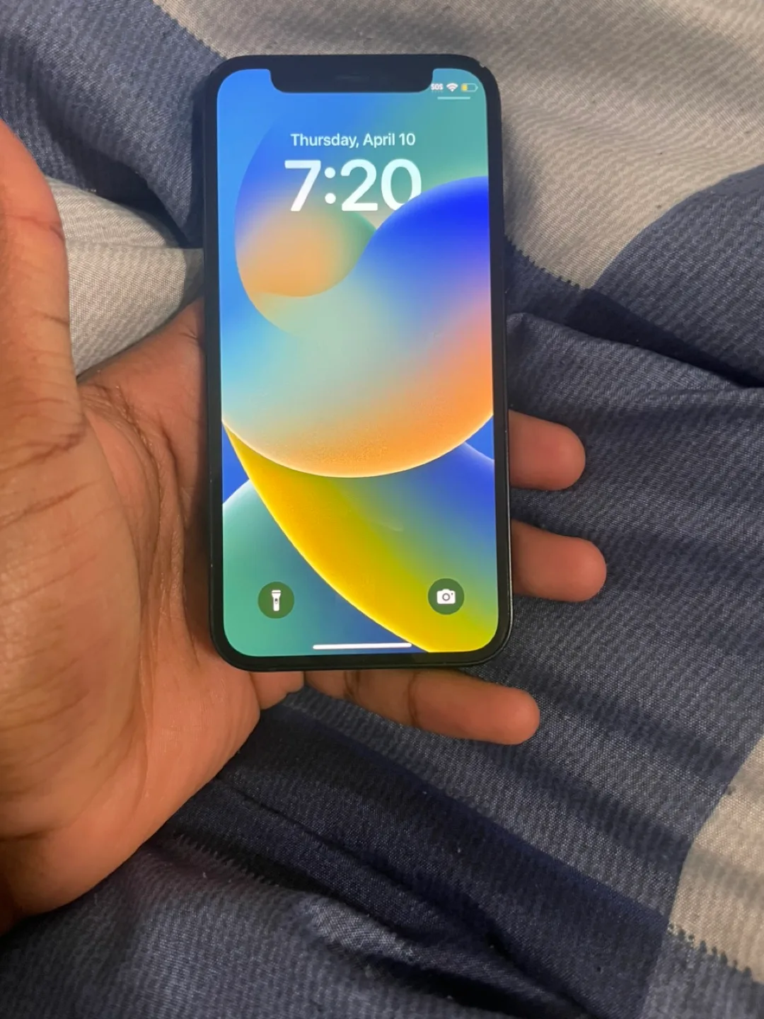 iPhone 12 Mini - Black - 78% Battery Health thumbnail