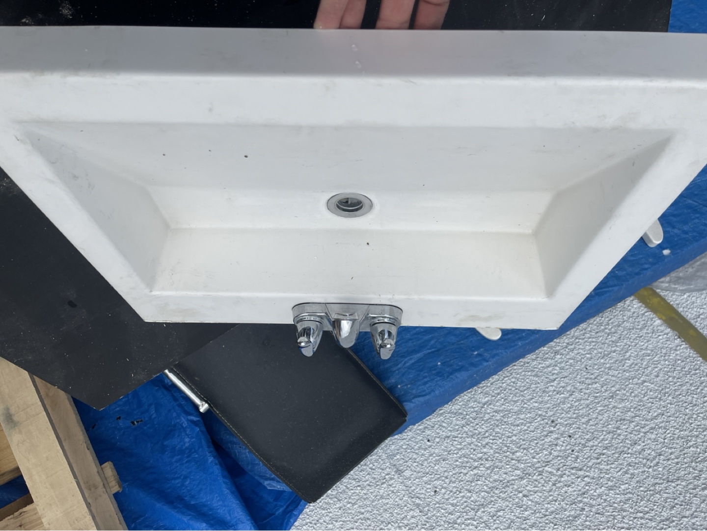 White Rectangular Bathroom Sink with Faucet - photo 3