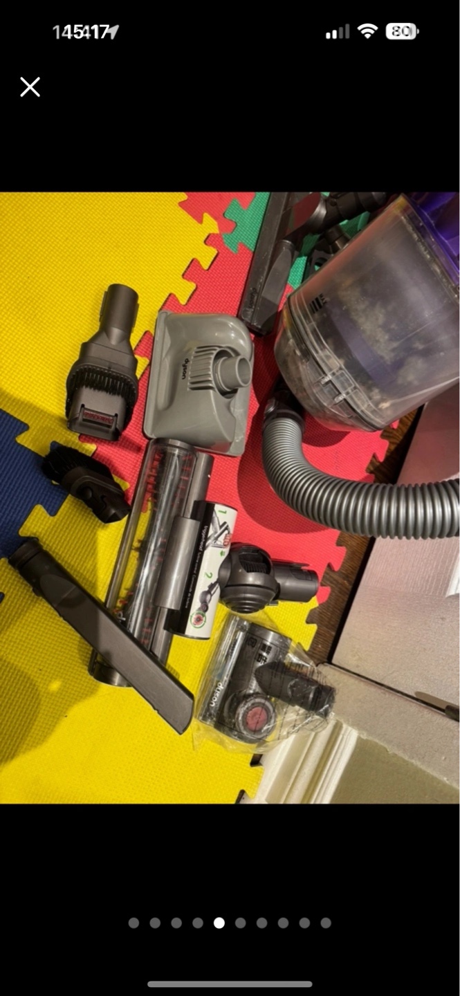 Dyson DC37 Vacuum *CLEANED* $200 - photo 5