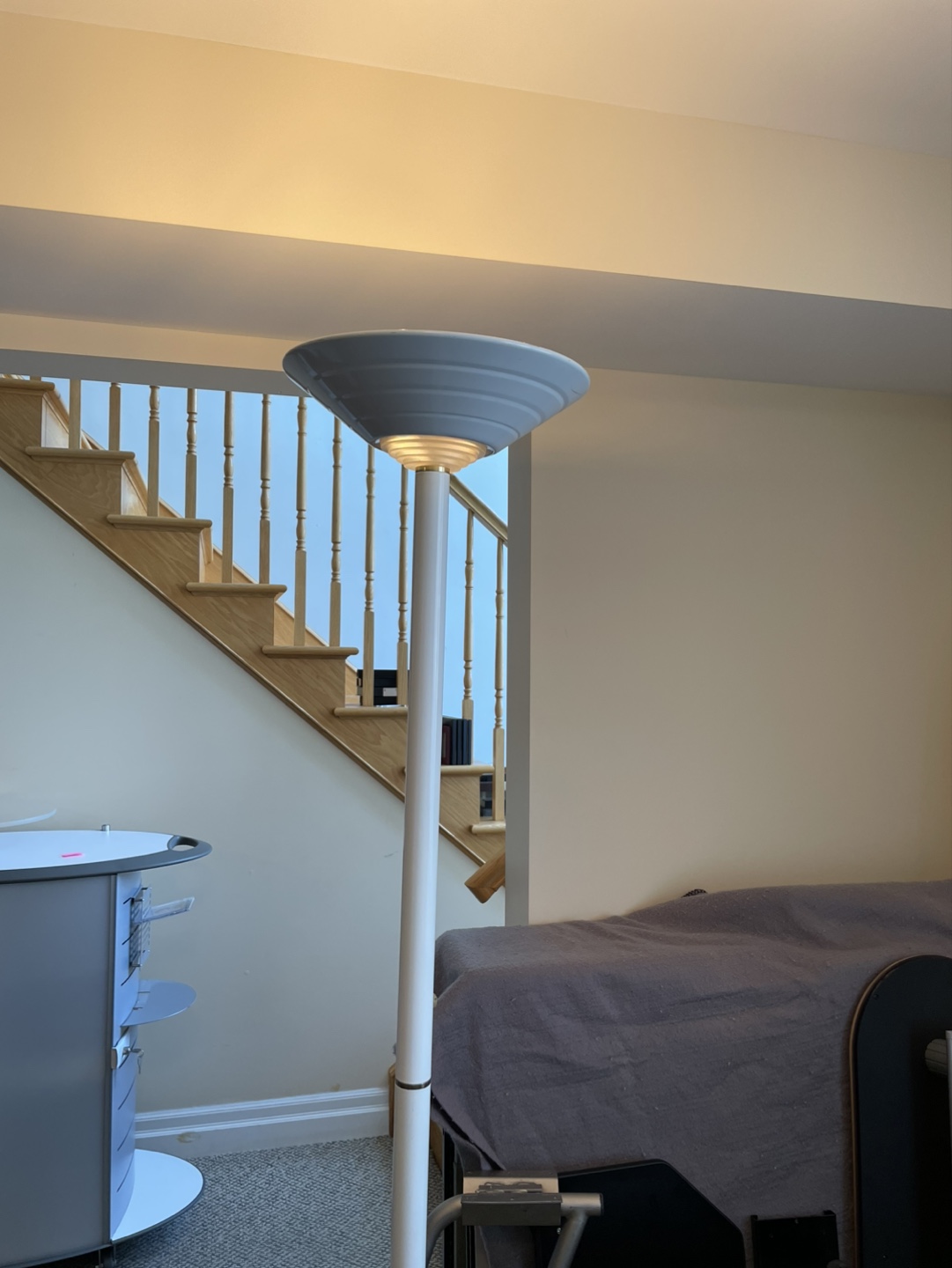 White Floor Lamp - photo 2