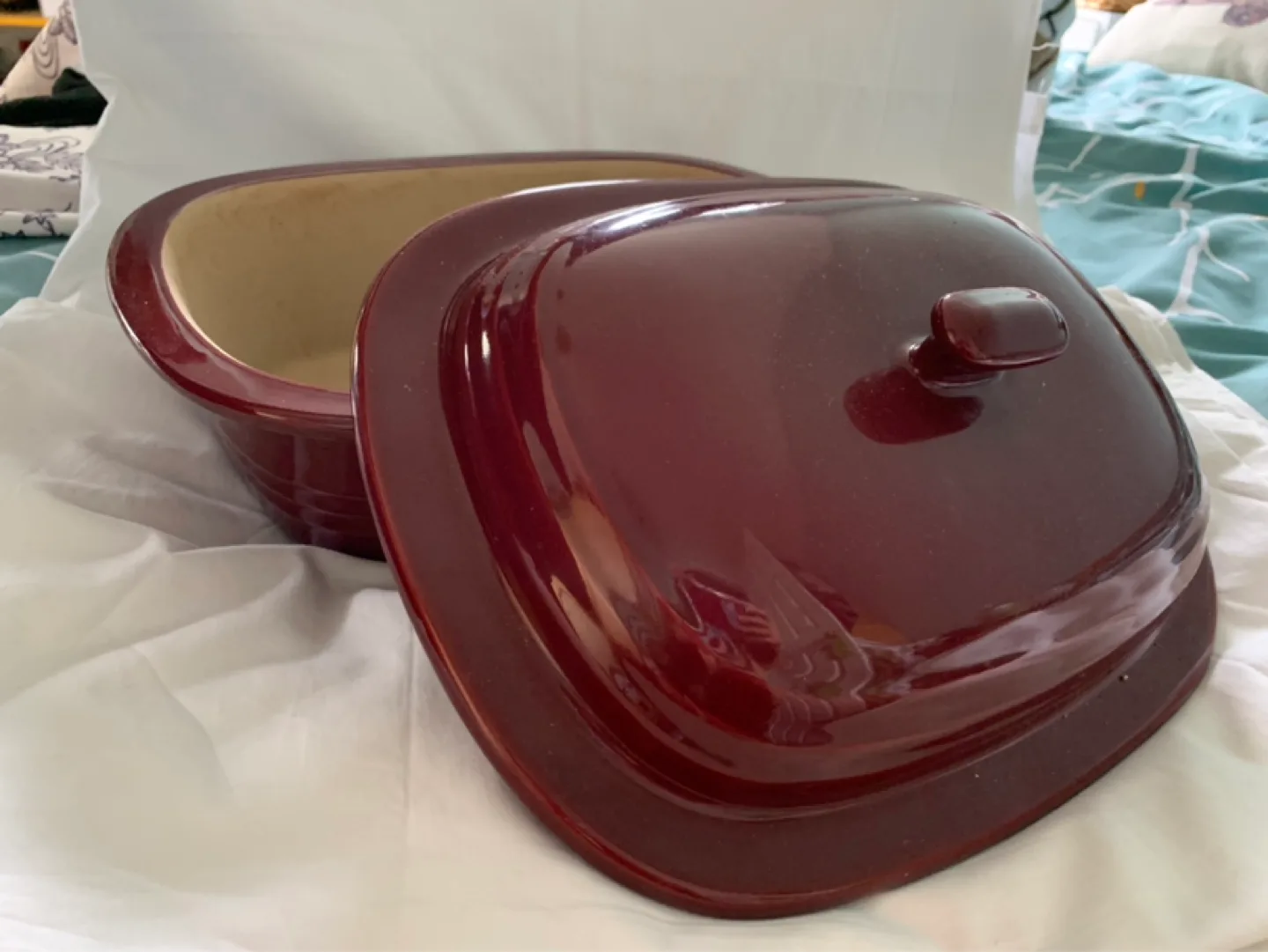 The Pampered Chef Deep Covered Baker image indicator(2)