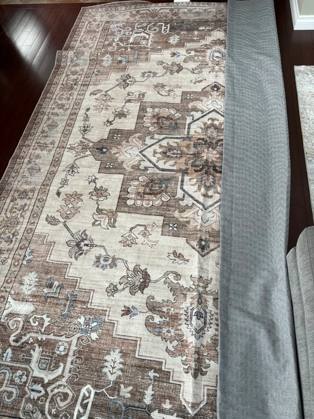 9x12 ft Vintage Taupe-Floral Area Rug - Machine Washable image indicator(7)