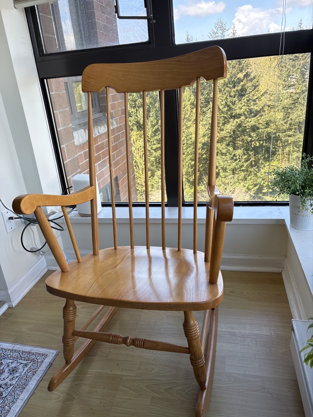 Solid Wood Rocking Chair