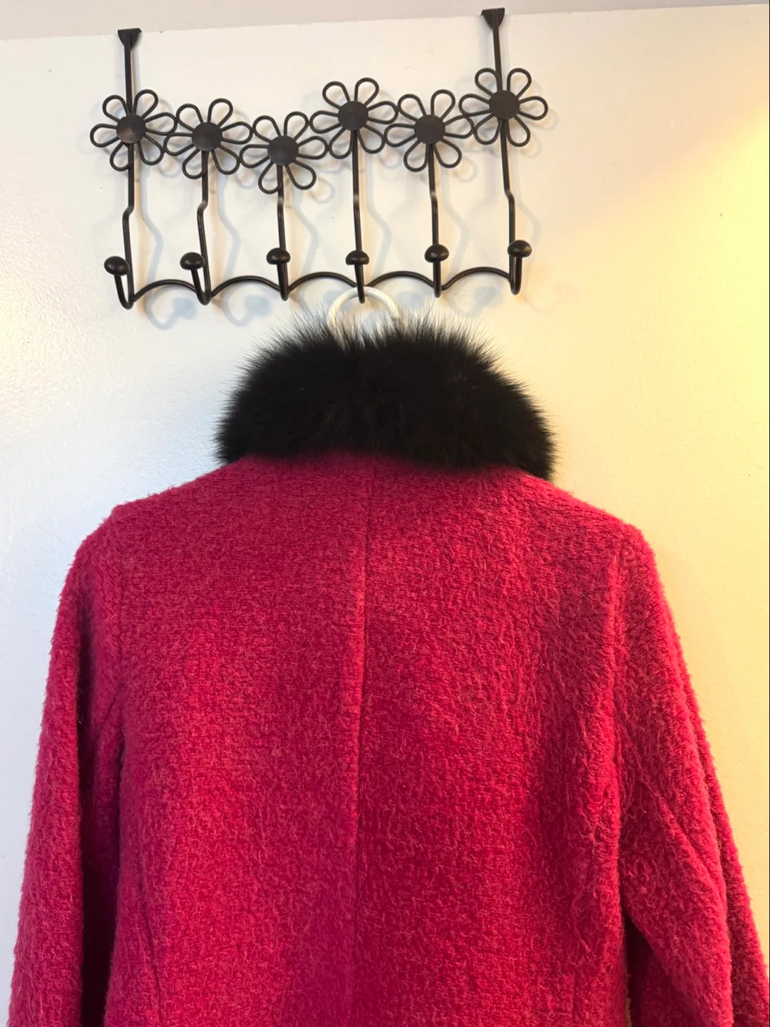 Vintage David Paul New York Pink Jacket, Fur Collar and Cuffs image indicator(7)