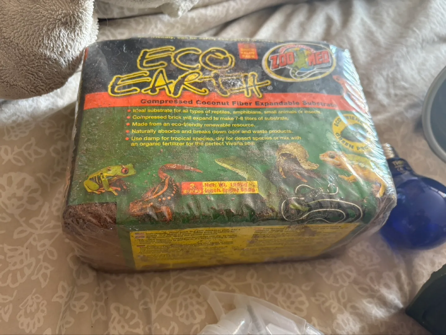 Reptile Habitat Starter Kit image indicator(7)