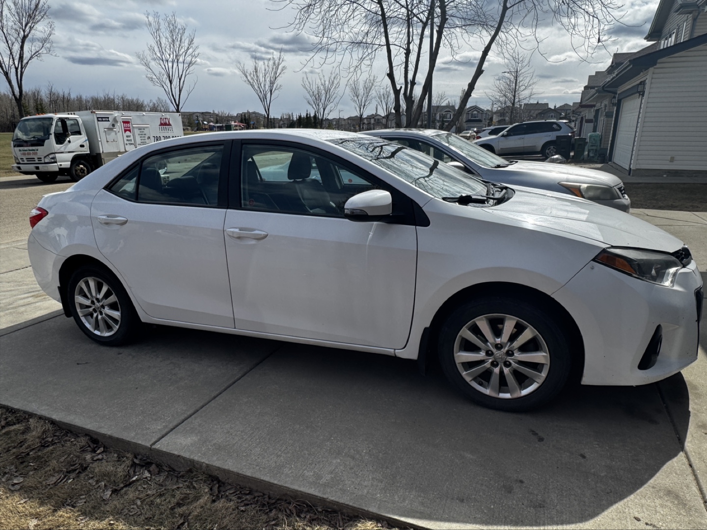 2015Toyota Corolla S - White - photo 2
