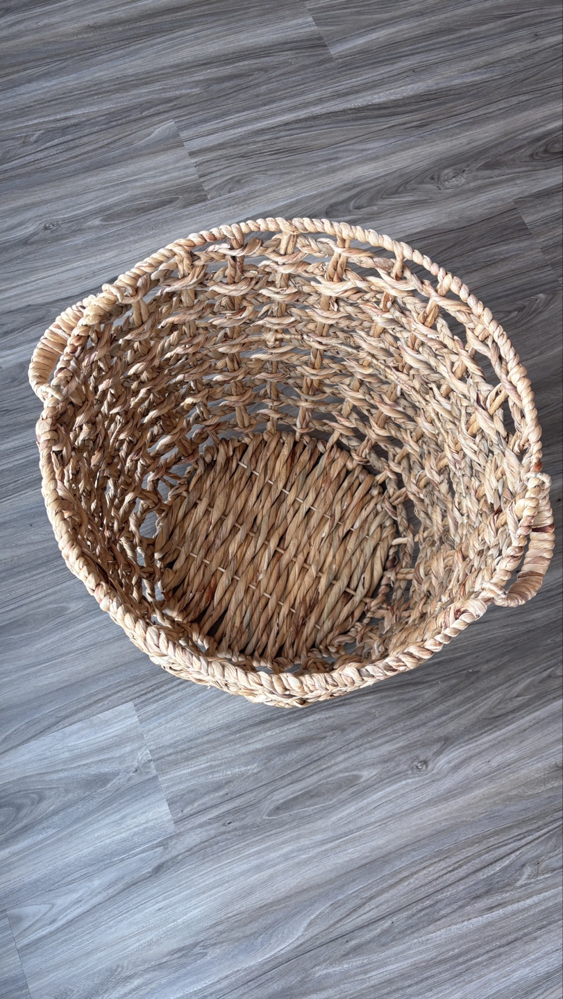 Rattan Basket - Move-out Sale ⚡ - photo 3
