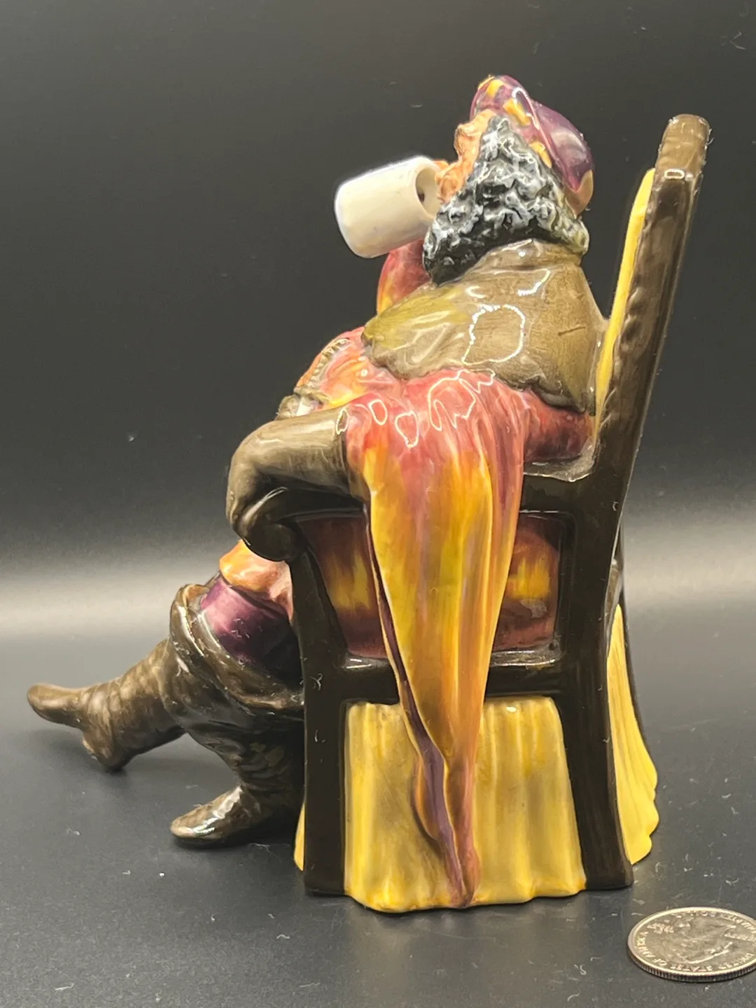 Vintage Royal Doulton The Foaming Quart Figurine image indicator(3)