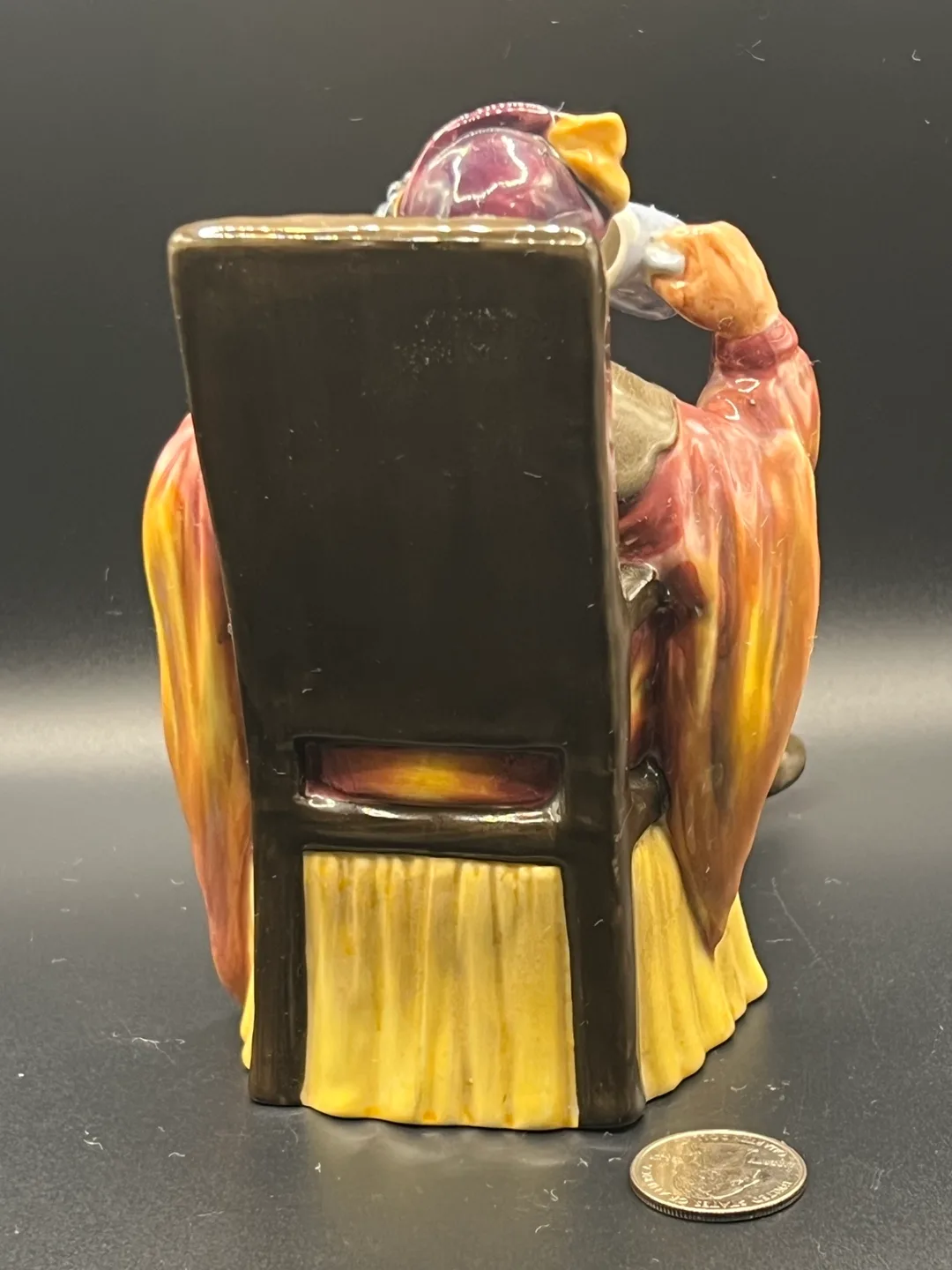 Vintage Royal Doulton The Foaming Quart Figurine image indicator(4)