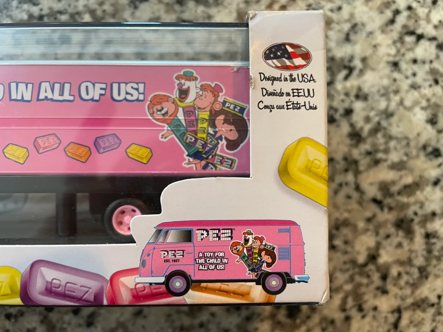 M2 Machines Auto Haulers PEZ 60 DODGE L100 /60 VW Bus image indicator(2)