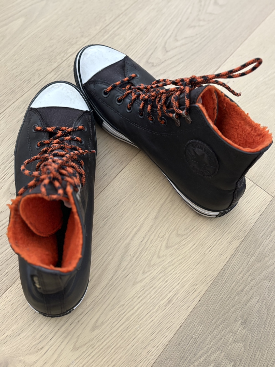 Converse Chuck Taylor All Star High Top Boots