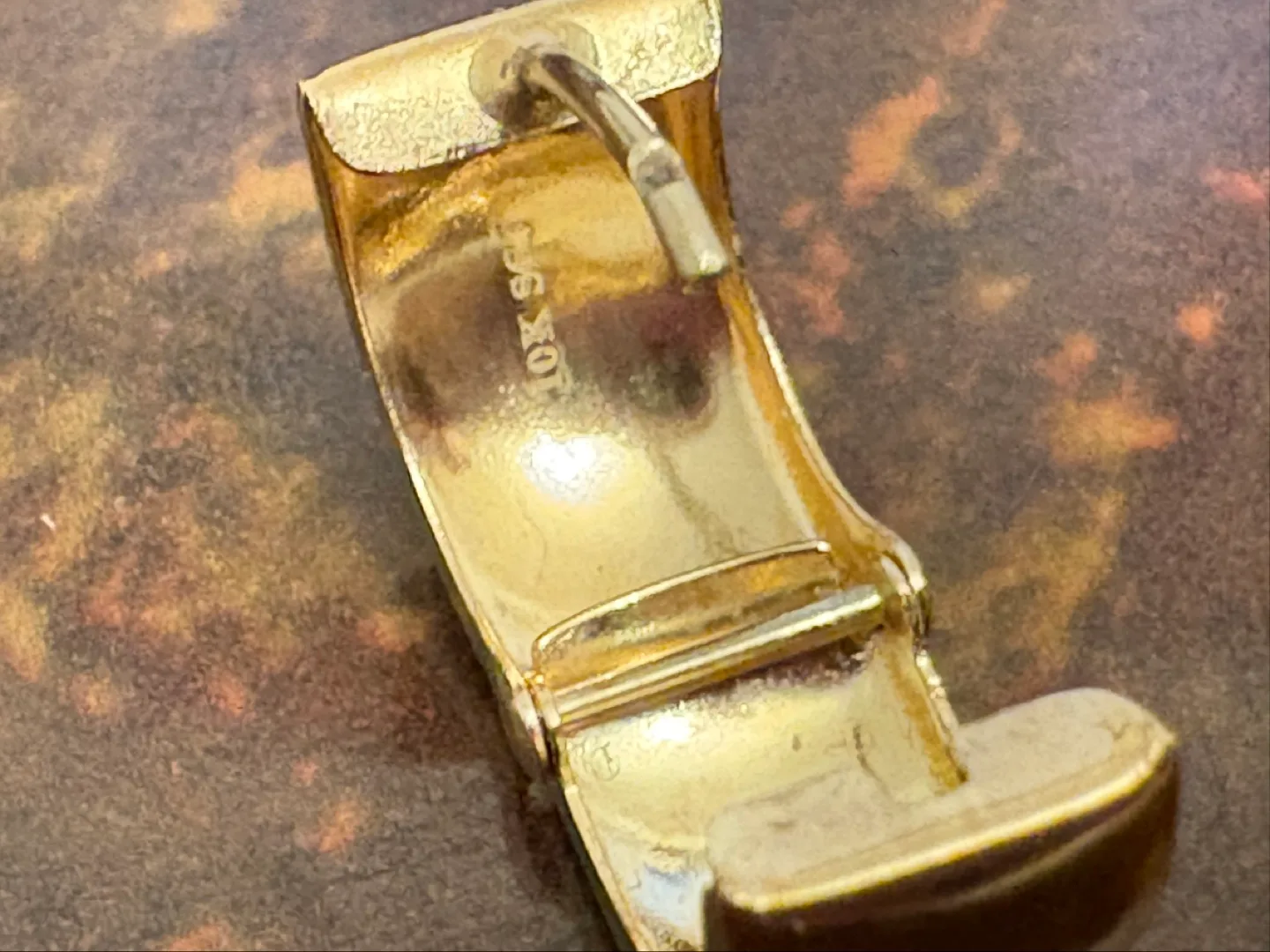 Gold Hoop Earrings from Burns Jewellers image indicator(2)