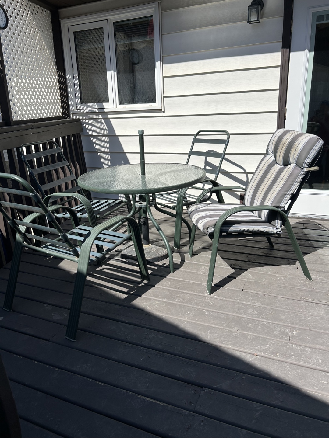 Outdoor Patio Set - Table and Four Chairs