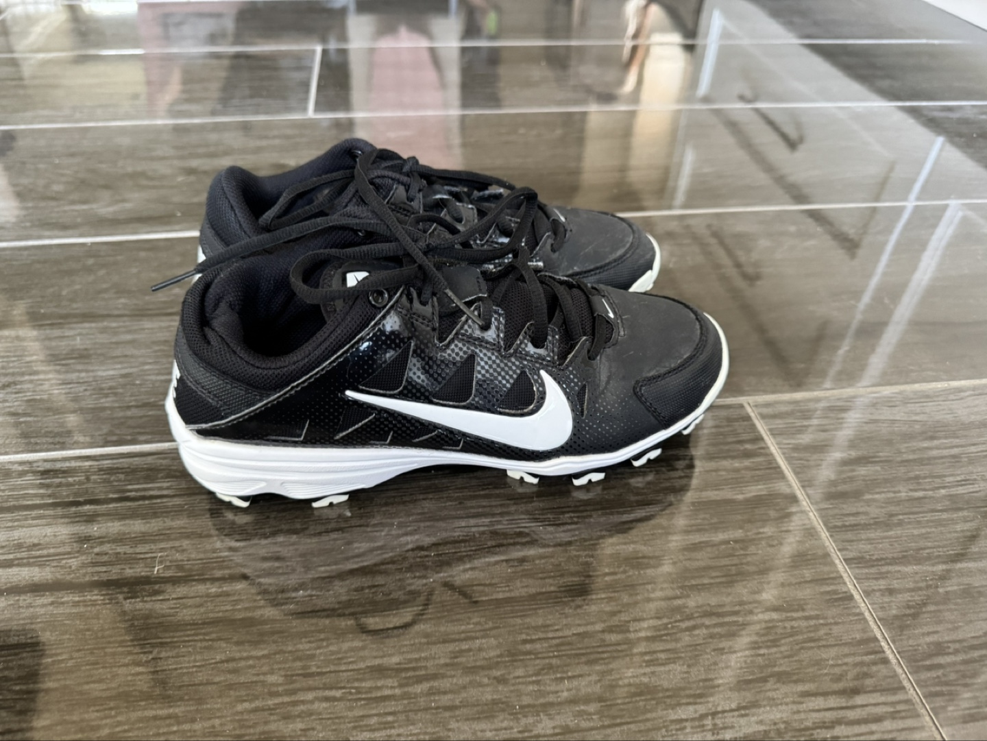 Nike Jr. Baseball Cleats - photo 2