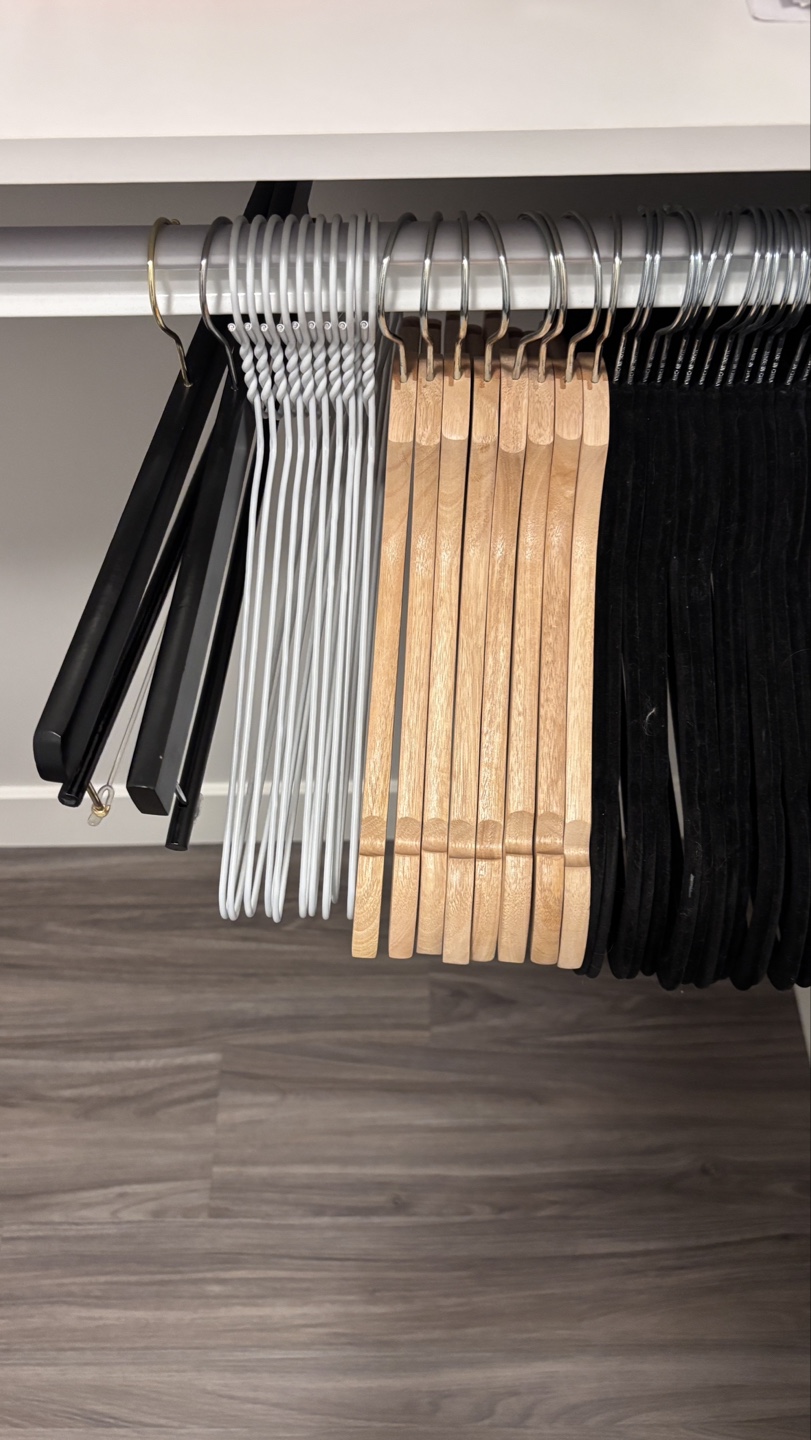 80 Hangers Mix - Move-out Sale ⚡ - photo 4