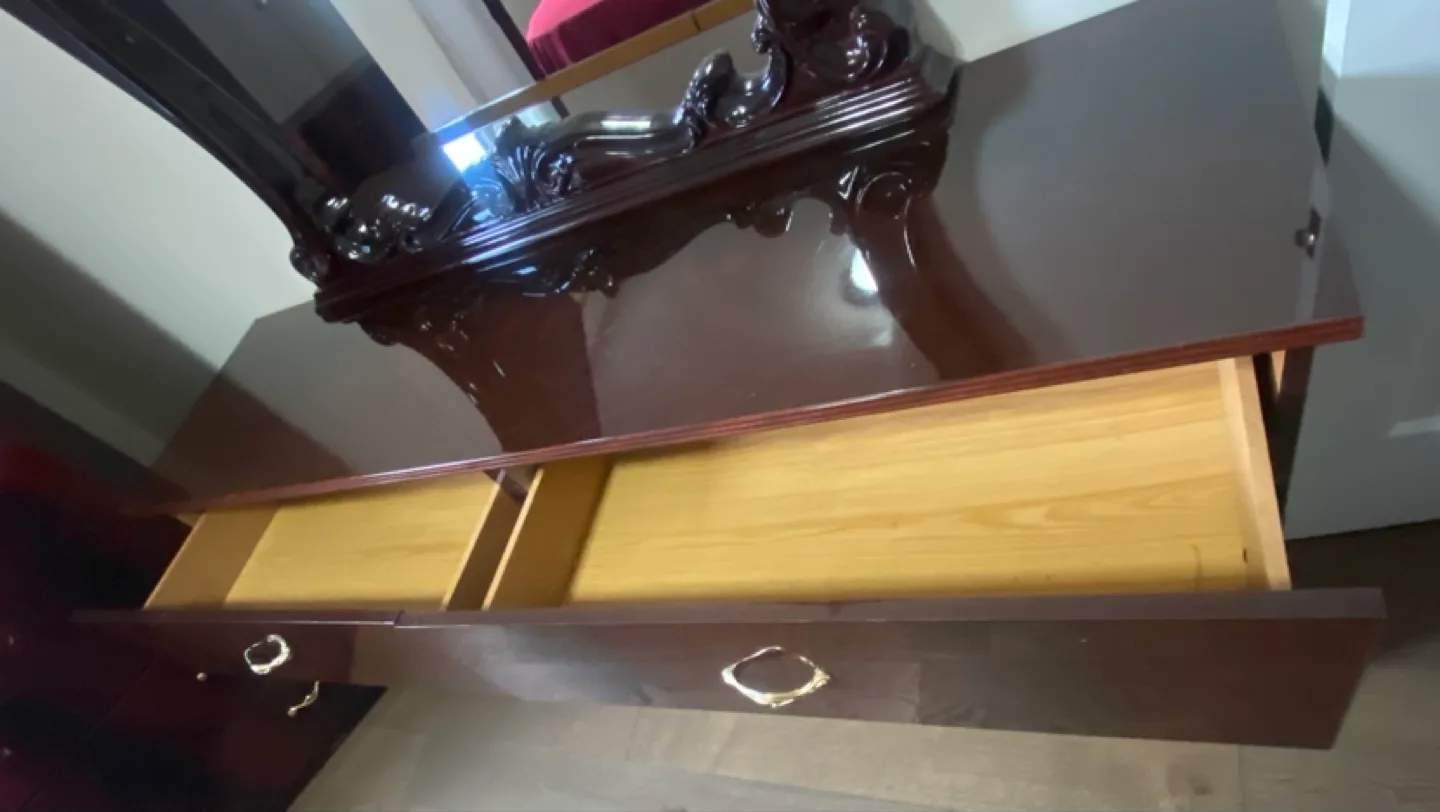 Vanity Set with Mirror image indicator(3)