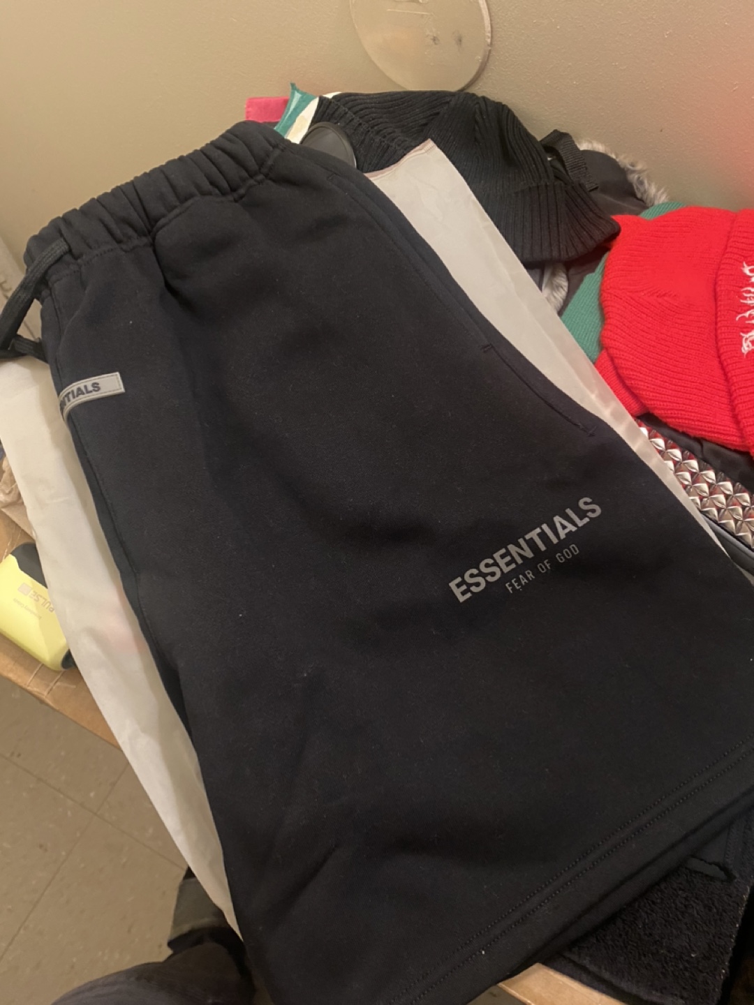 Fear of God Essentials Black Shorts L