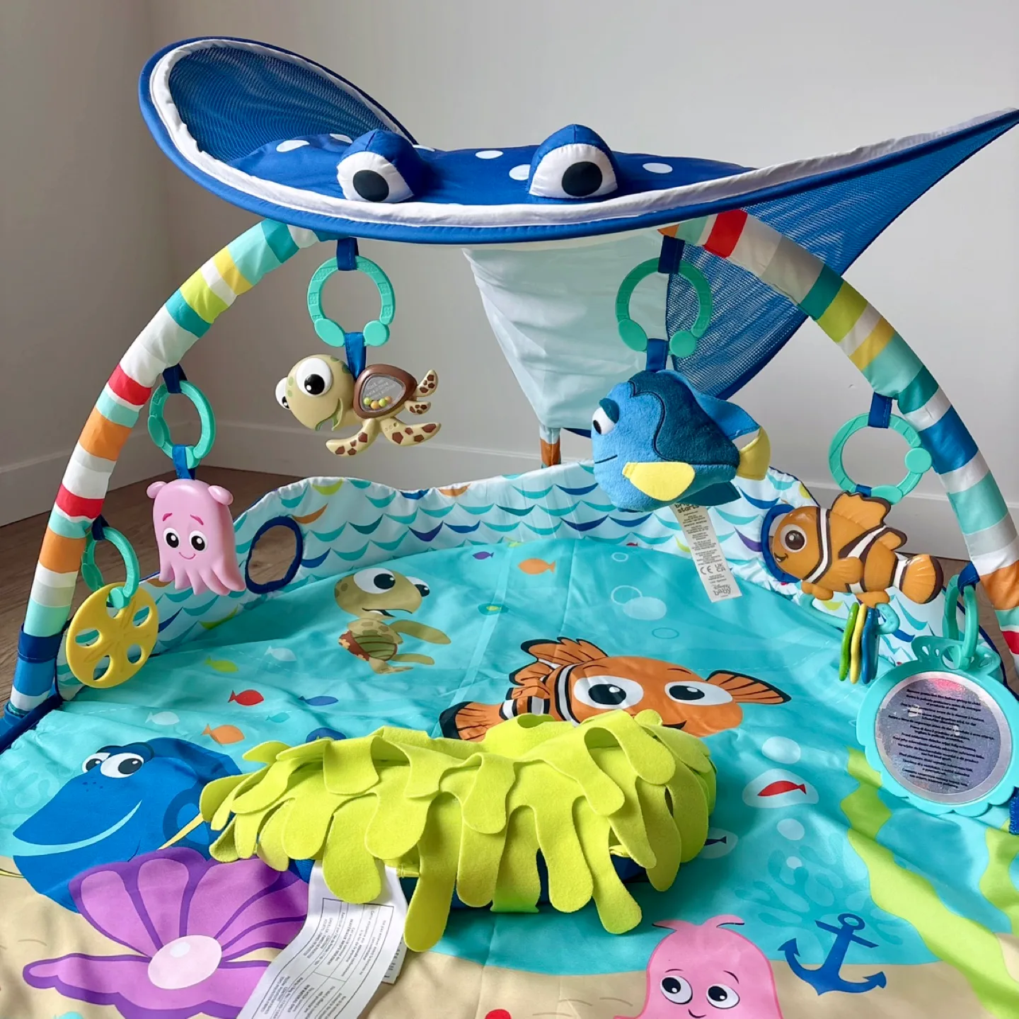 Disney Finding Nemo Baby Lights & Music Gym Playmat image indicator(2)