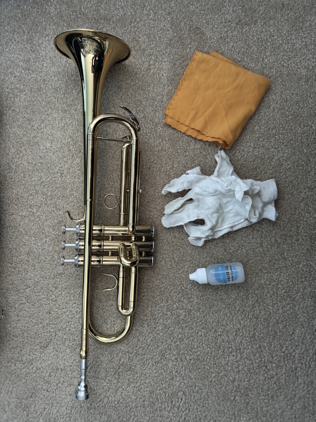 Stagg Trumpet with Case and Accessories - photo 2