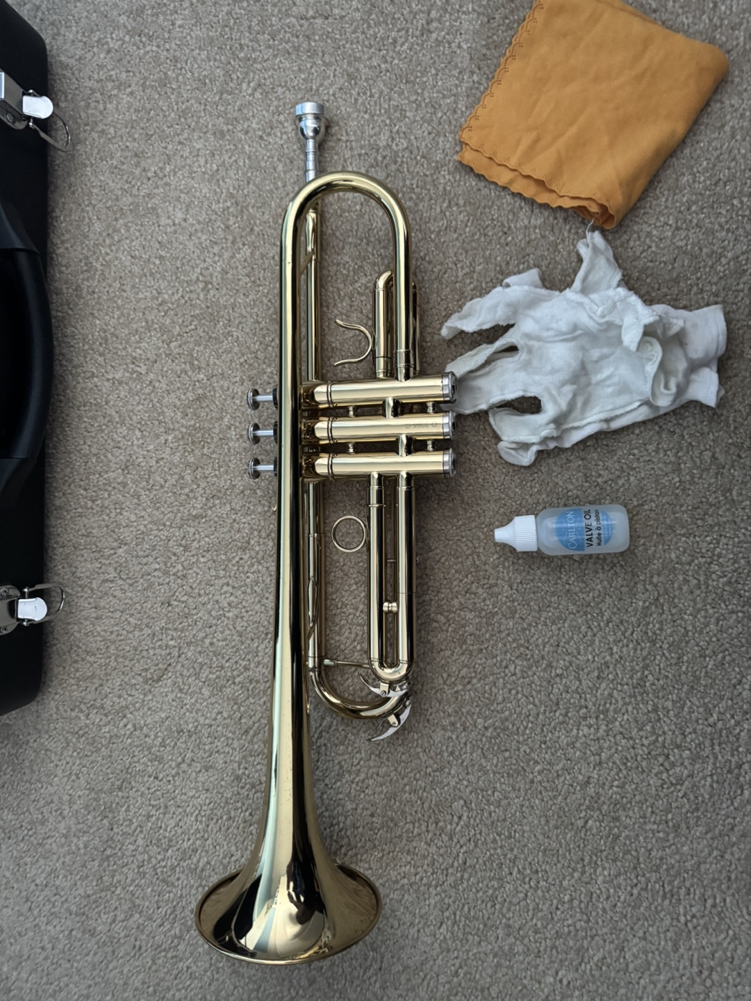 Stagg Trumpet with Case and Accessories - photo 3