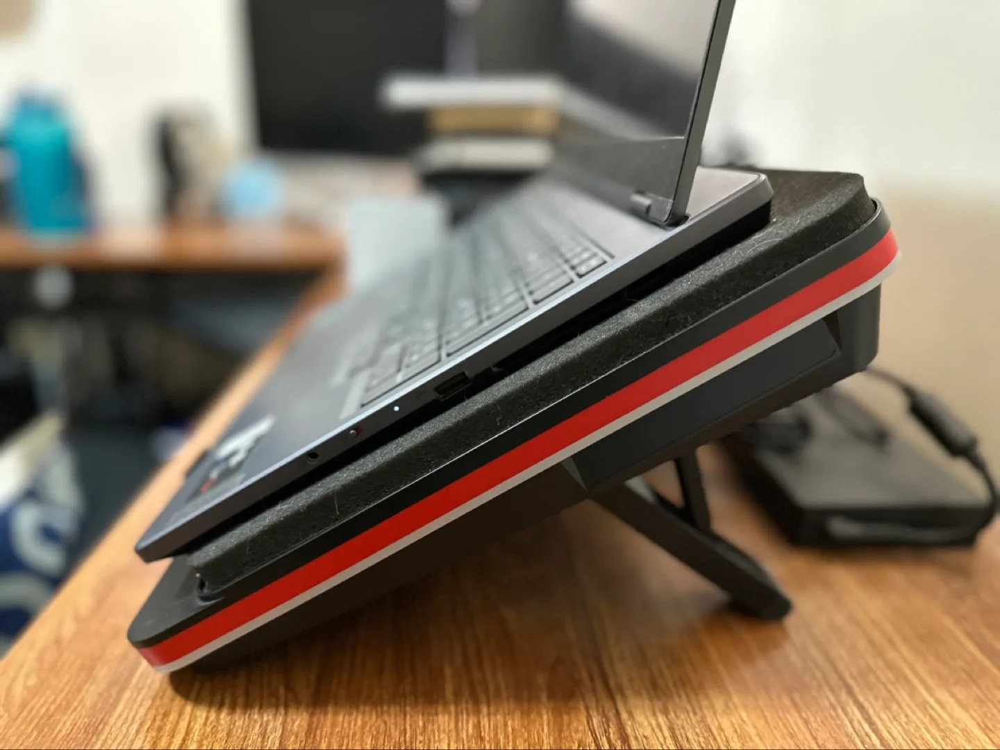 Legion5 15IAH7H(3070Ti + i712700H + 32GBRAM + 2 * 1 TBSSD) 15.6" image indicator(4)