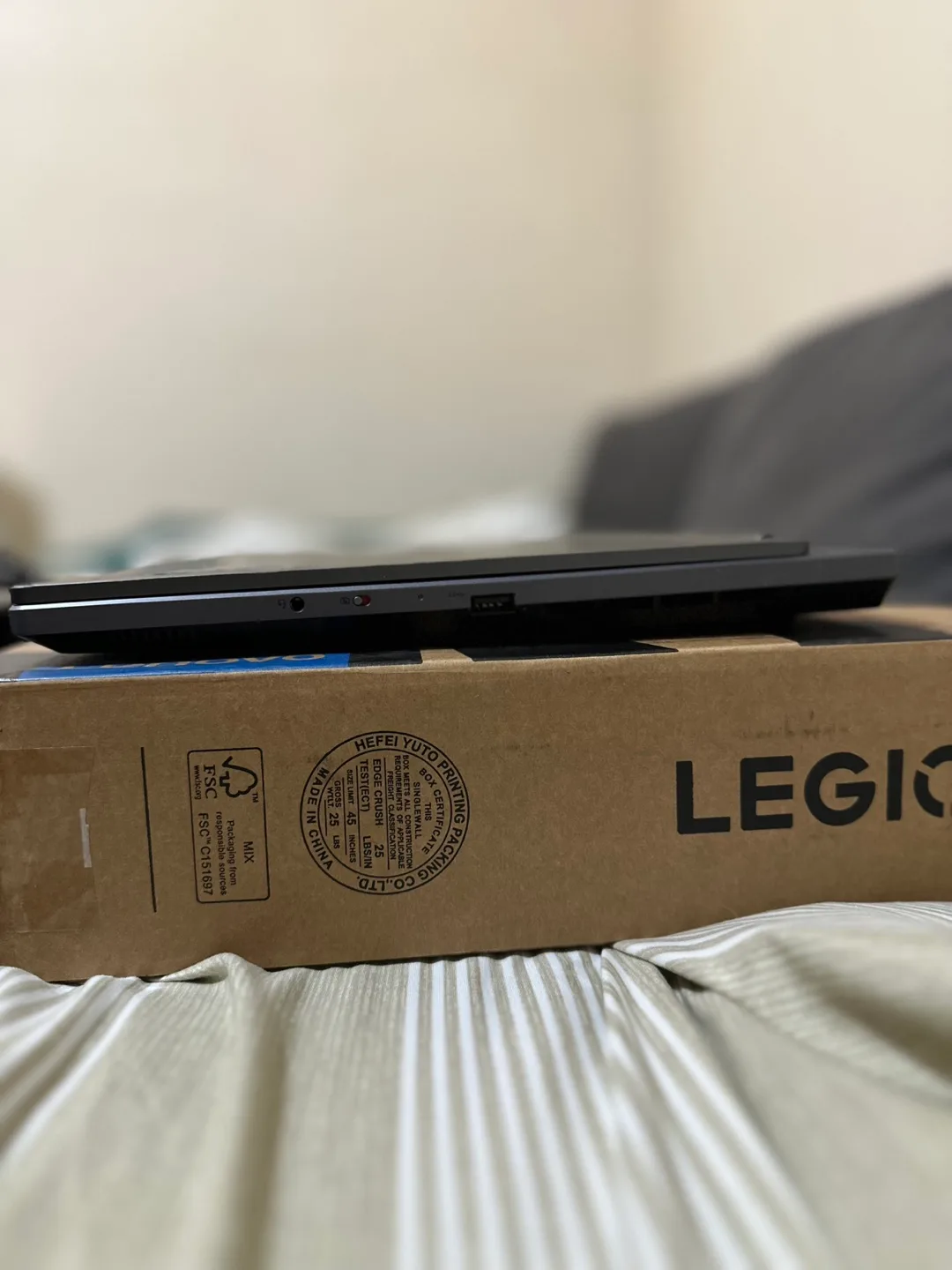 Legion5 15IAH7H(3070Ti + i712700H + 32GBRAM + 2 * 1 TBSSD) 15.6" image indicator(7)