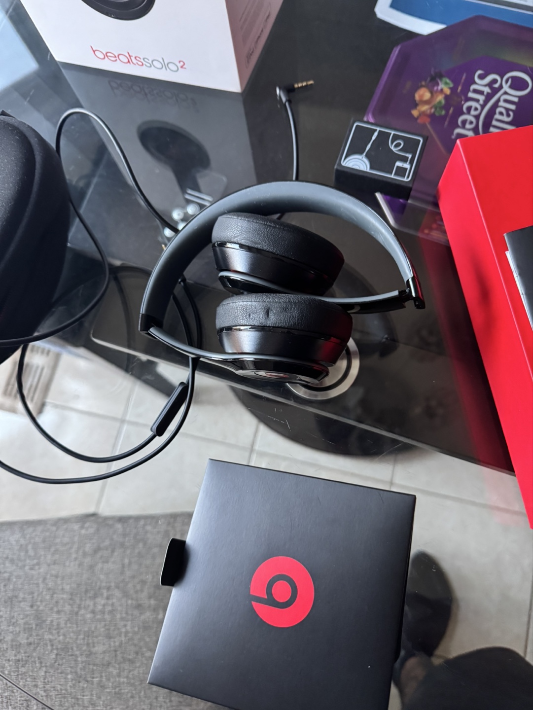 Beats Solo2 Wireless Headphones - Black - photo 4