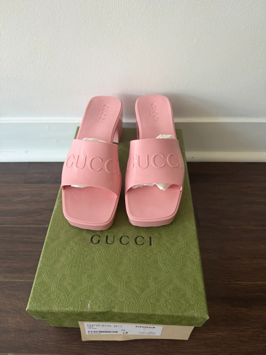 Gucci Pink Rubber Slides Size 36 thumbnail