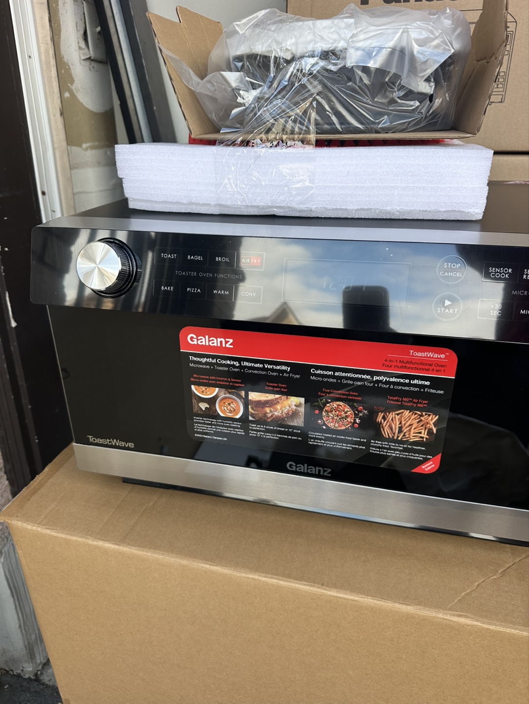 Galanze ToastWave Microwave Oven