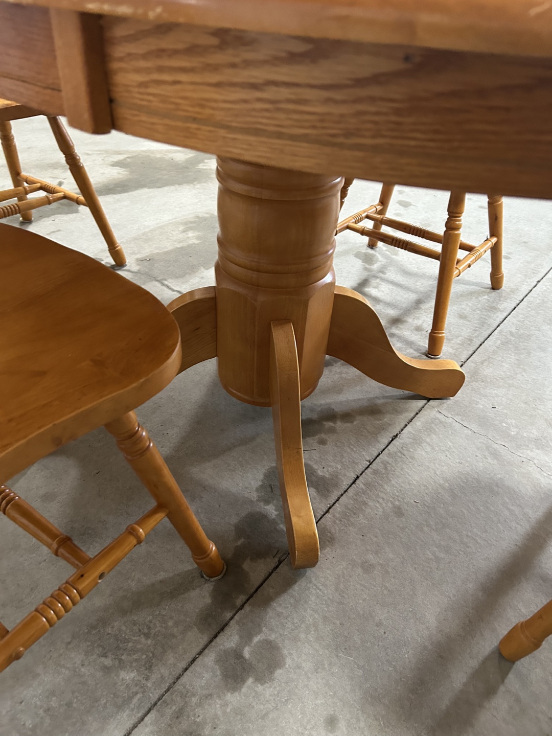 Wooden Oval Dining Table and Four Chairs Set - photo 3