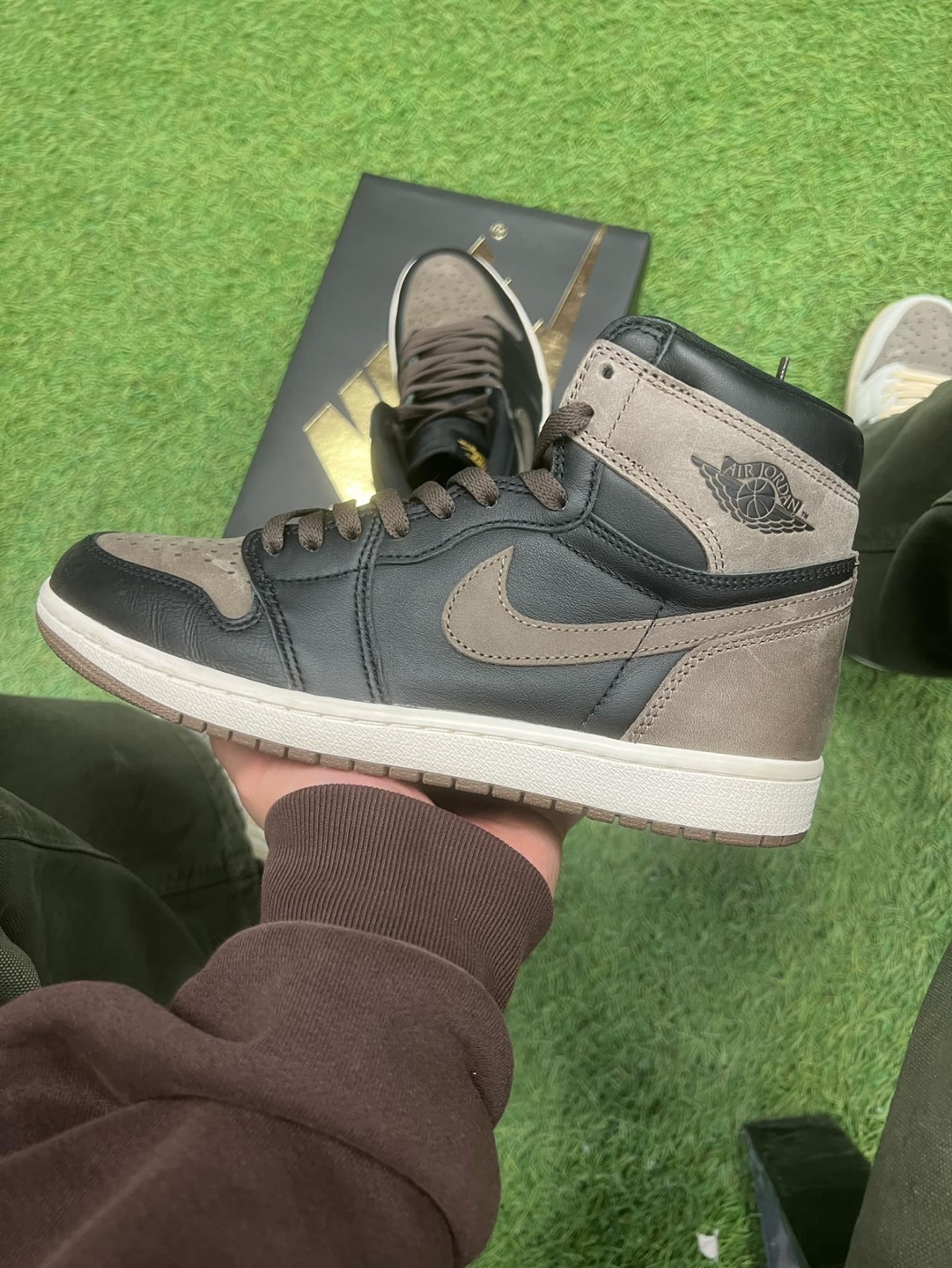 Jordan 1 Palomino - Size 8 - photo 5