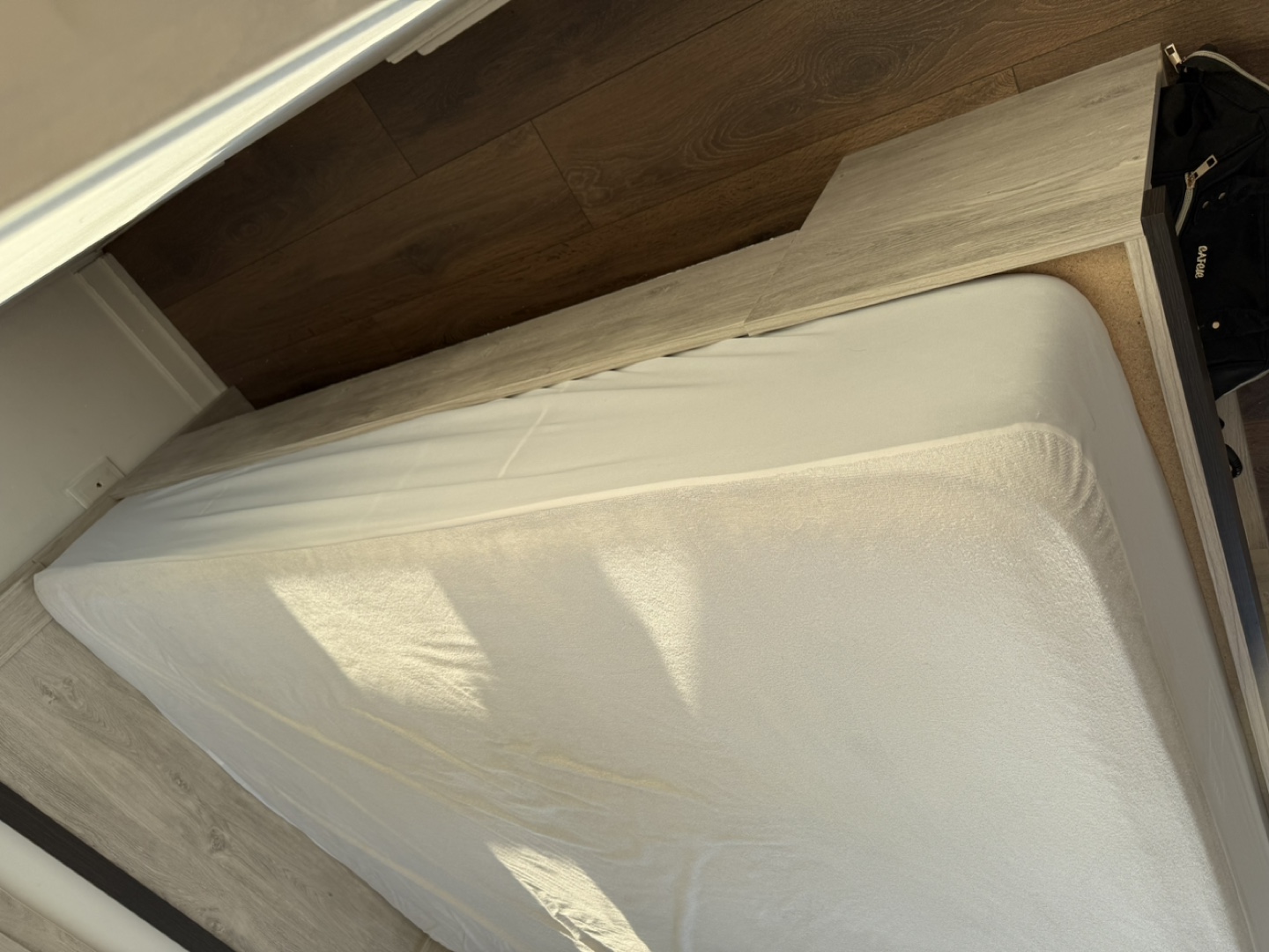 Queen Size Storage Bed Frame - photo 4