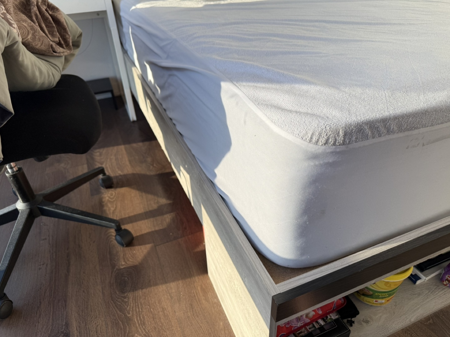 Queen Size Storage Bed Frame - photo 5