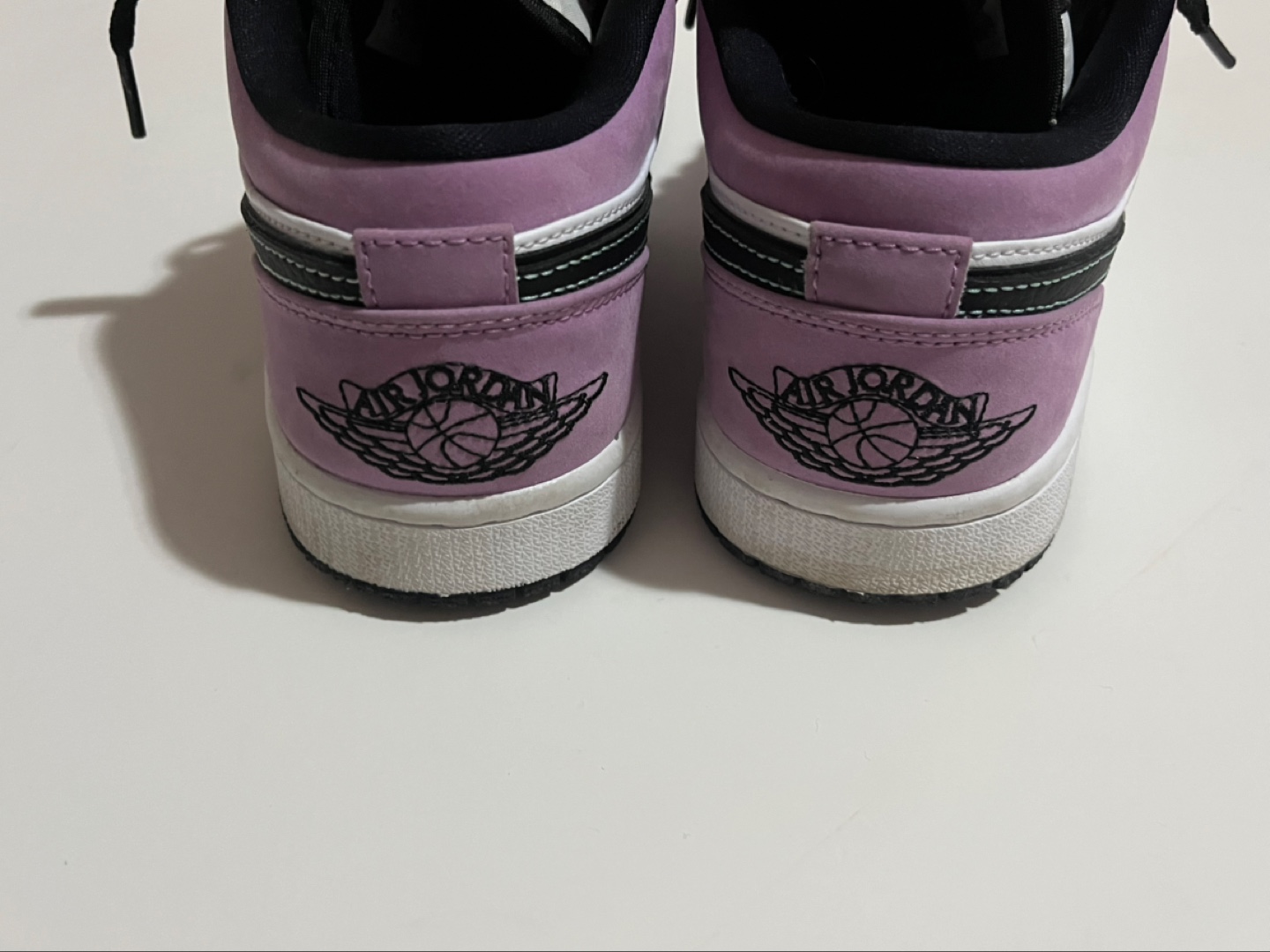 Air Jordan 1 Mid SE Purple/Black Size 8 - photo 2