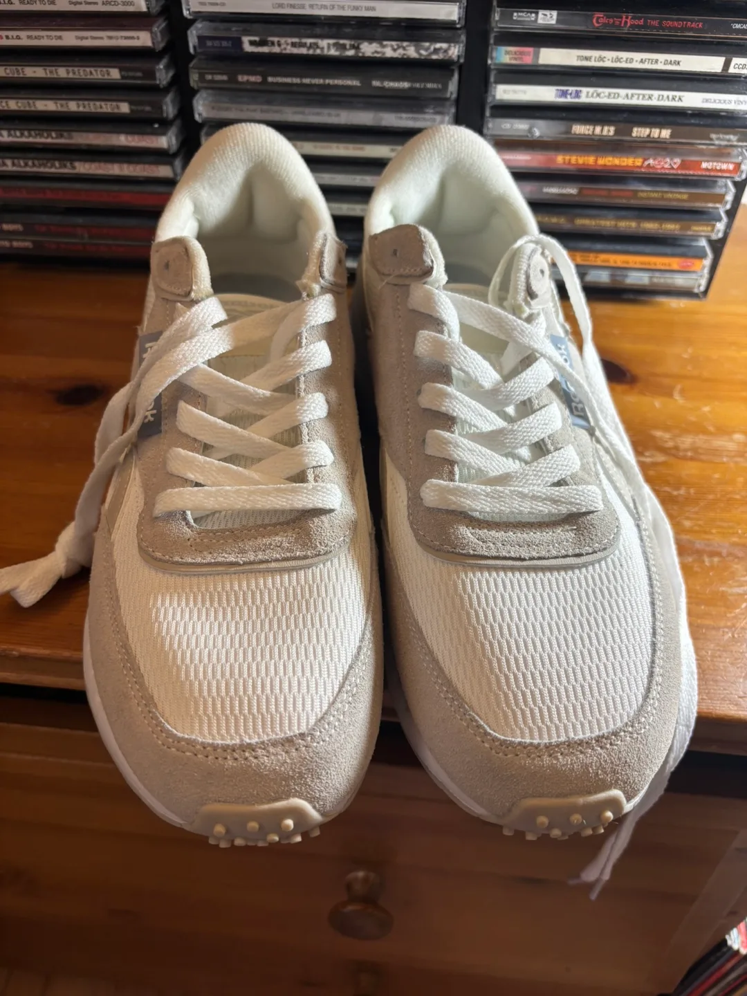 Reebok Classic Leather Sneakers WOMENS 8.5 image indicator(4)