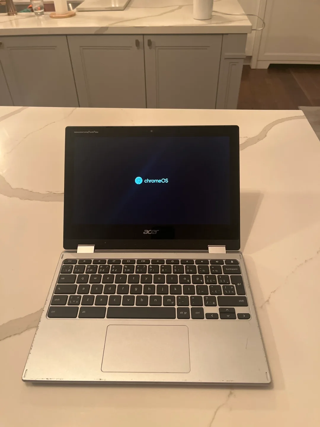 Acer Chromebook 2-in-1 Laptop image indicator(6)