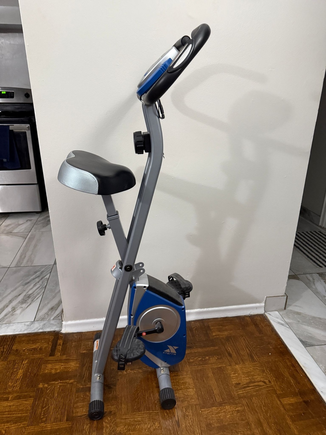 Xterra Fitness FB150 Folding Exercise Bike