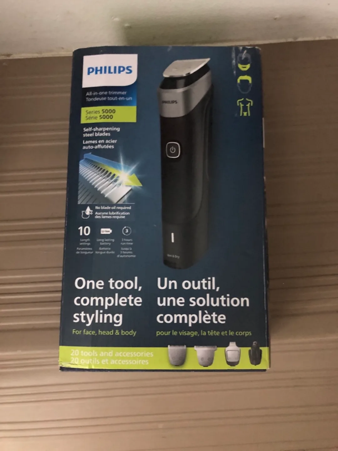 Philips Series 5000 All-in-One Trimmer image indicator(2)