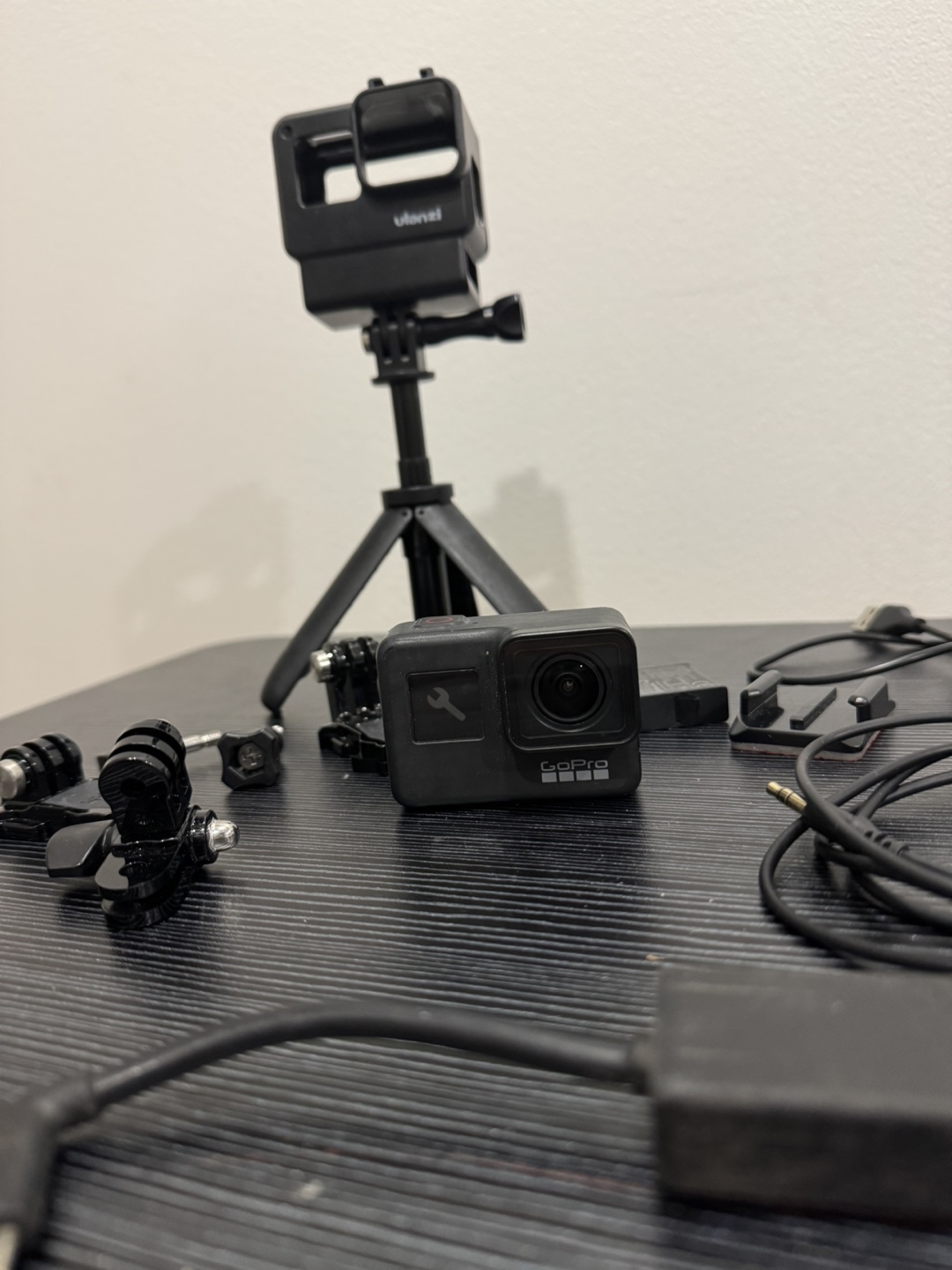 GoPro Hero 7 Black Bundle – 4K Cam + Accessories - photo 4