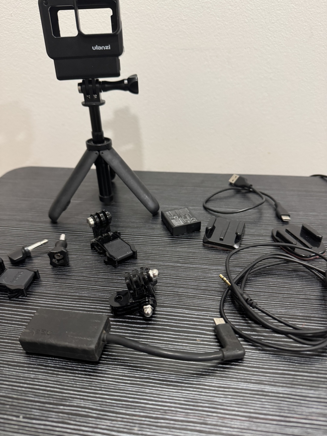 GoPro Hero 7 Black Bundle – 4K Cam + Accessories - photo 5