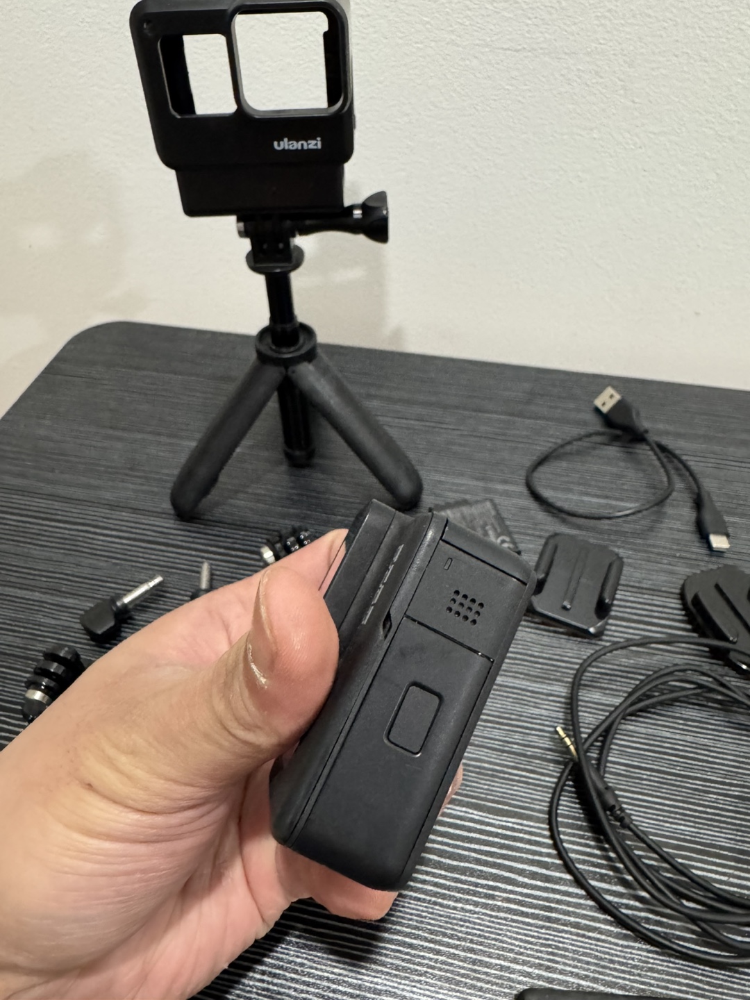 GoPro Hero 7 Black Bundle – 4K Cam + Accessories - photo 2