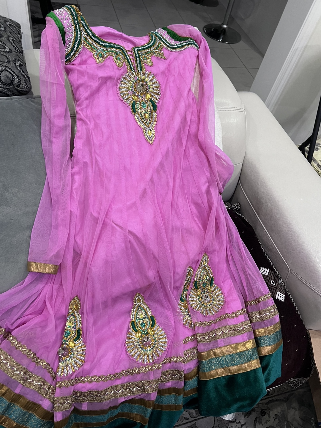 Beautiful Pink Embroidered Shalwar Kameez