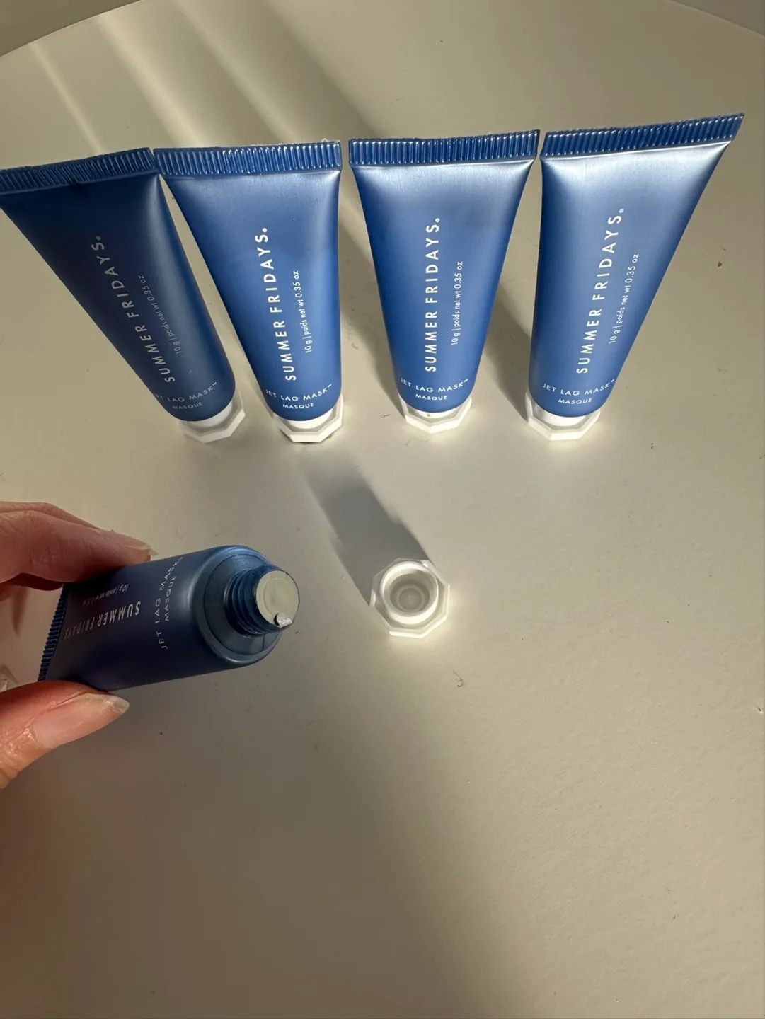 Summer Friday jet lag mask image indicator(3)