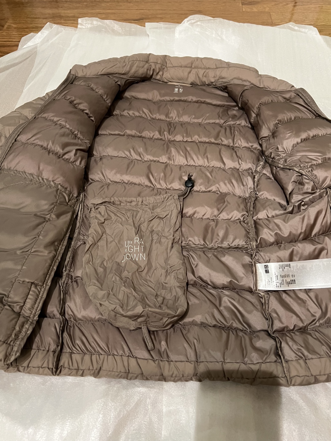 Uniqlo Ultra Light Down Jacket - Size M - photo 5