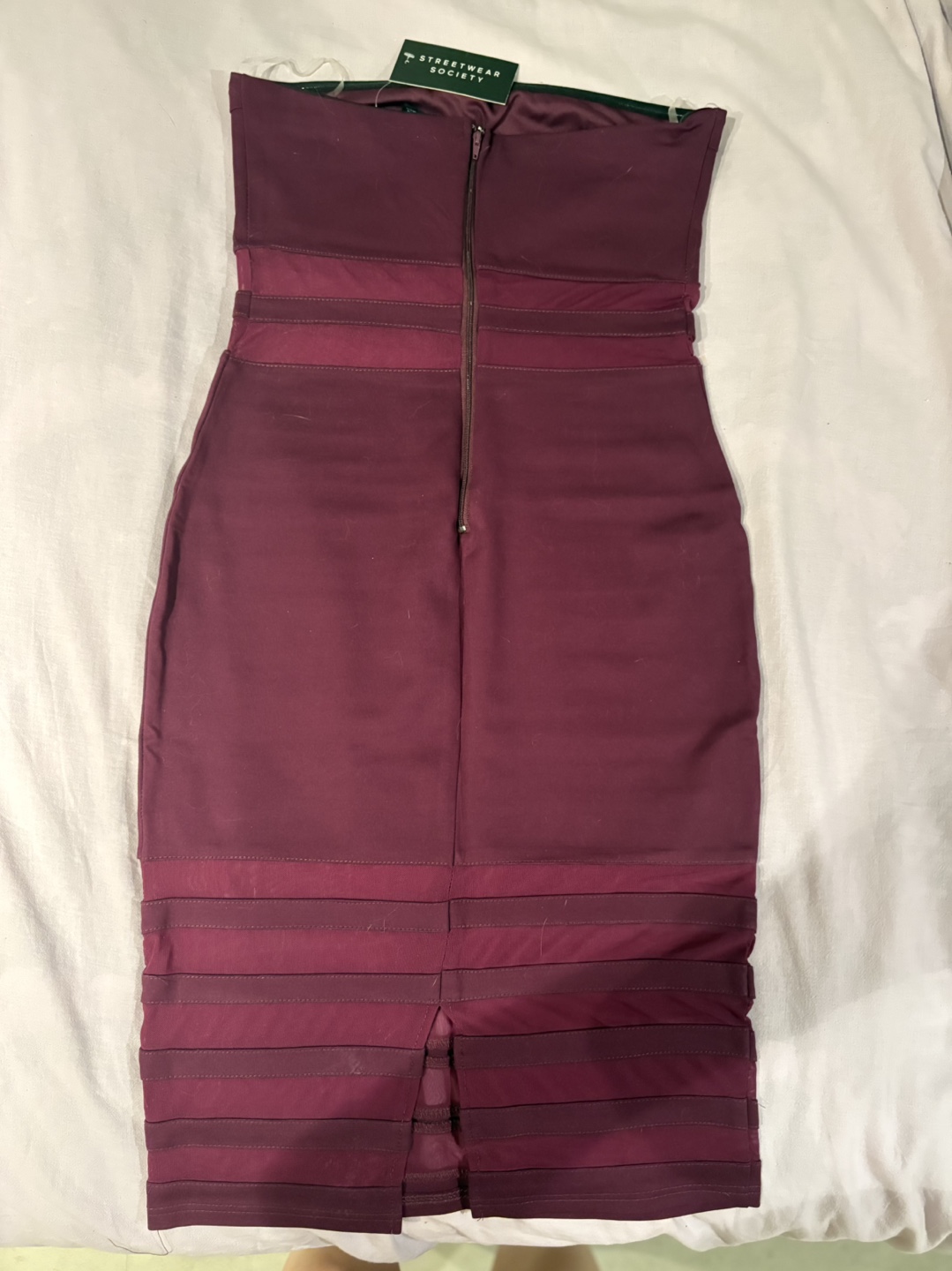 BNWT Burgundy Midi Dress, Size M - photo 2