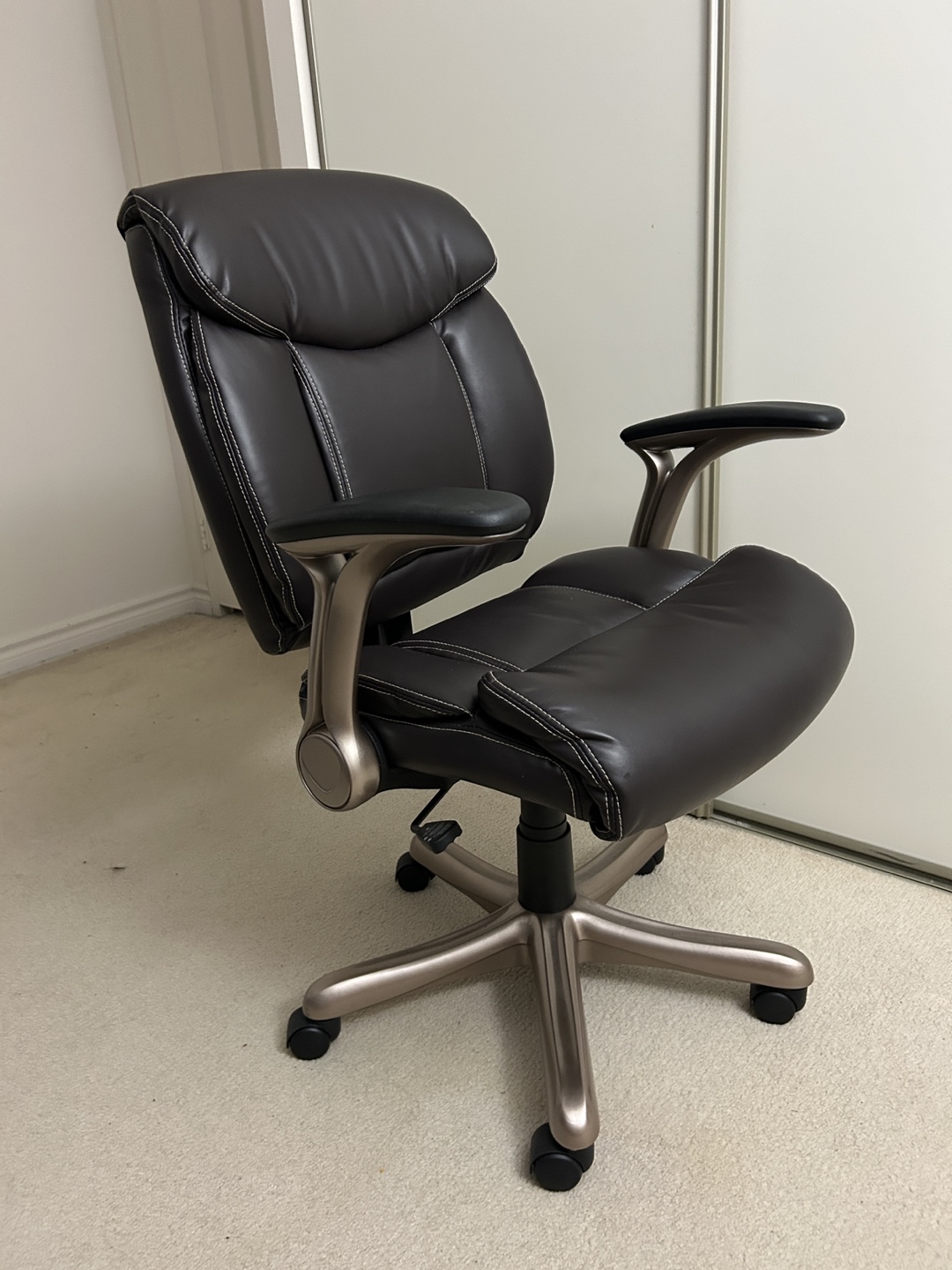 Brown Leather Office Chair - photo 2