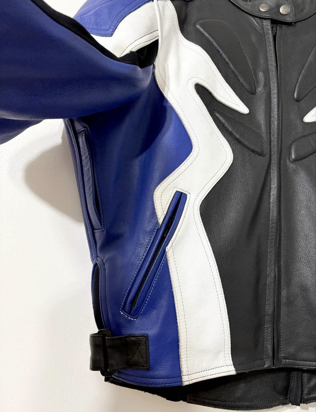 Joe Rocket armoured leather jacket with liner. Like New. - photo 3