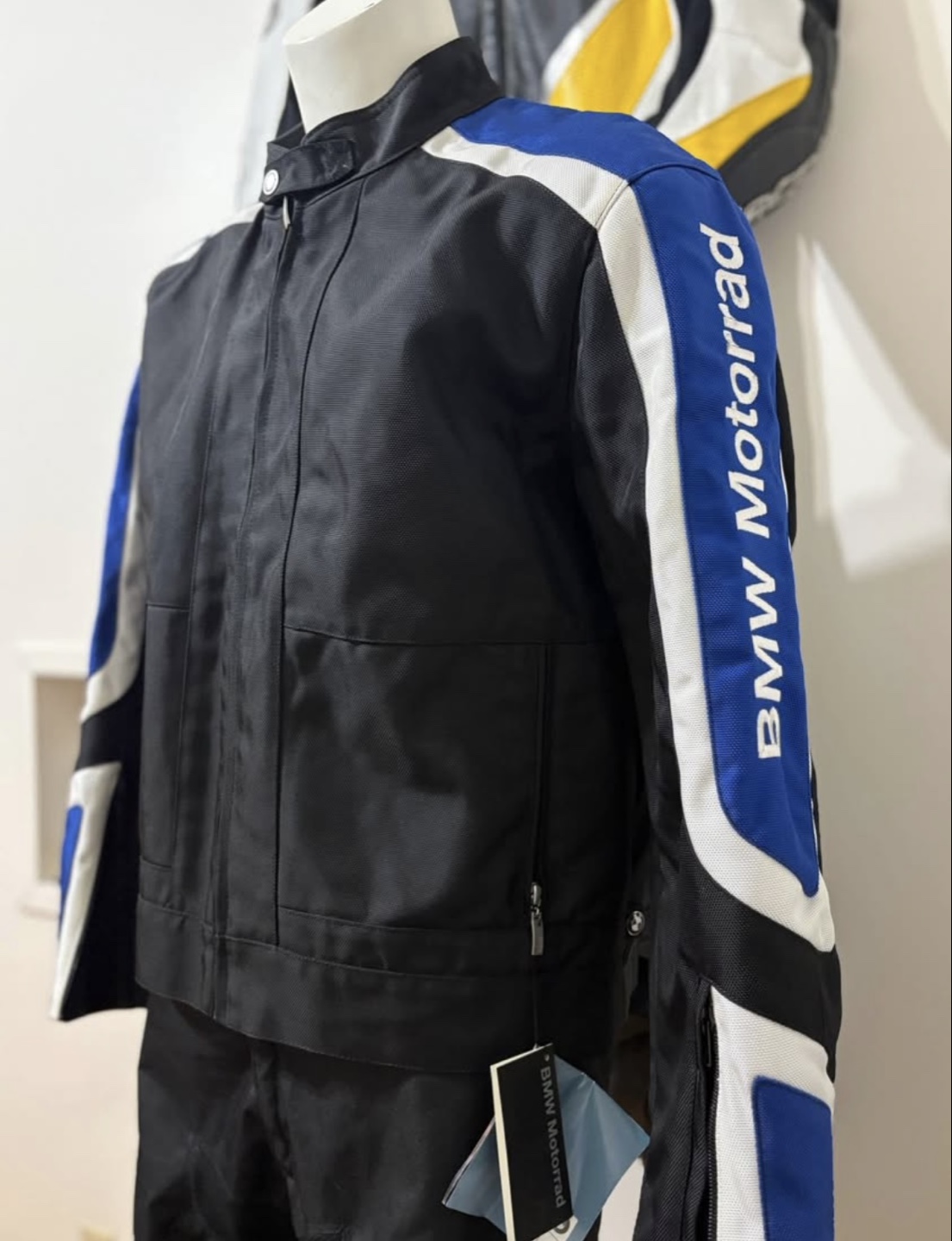*Brand new* BMW Motorrad motorcycle jacket. - photo 2