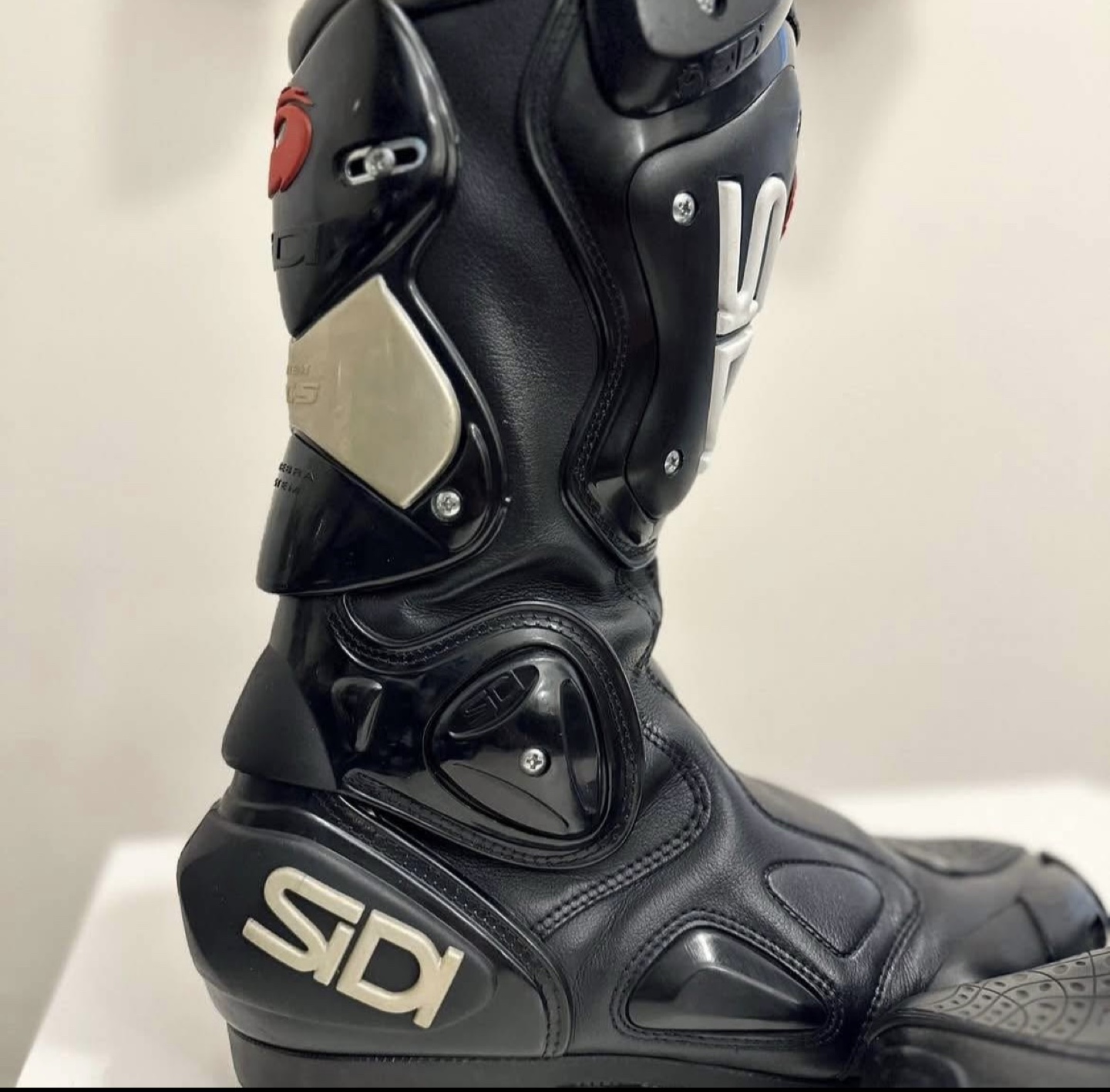 Sidi vertigo motorcycle riding shoes. - photo 3